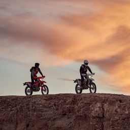 Dres TECHDURA, ALPINESTARS (červená fluo) 2026