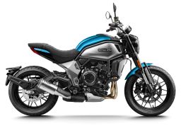 CFMOTO 700CL-X HERITAGE