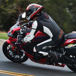 Jednodielna kombinéza GP FORCE LURV, ALPINESTARS (červená fluo/bílá/černá) 2025