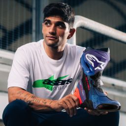 Topánky SUPERTECH R VENTED limitovaná edícia MARTINATOR JORGE MARTIN, ALPINESTARS (modrá/fialová/červená/černá) 2025