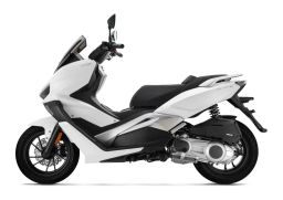 Keeway Vieste 300