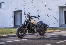 CFMOTO 450CL-C Bobber