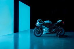 CFMOTO 675SR-R