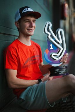 Šiltovka 4SR Hero