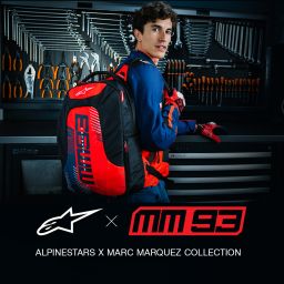Batoh CITY HUNTER V2 MM93 kolekce, ALPINESTARS (červená fluo/modrá/černá/bílá, objem 22 l) 2025