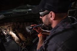 LED LENSER P5R WORK - ruční svítilna pracovní, dobíjecí, dosvit 240 m, záruka 7 let