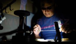 LED LENSER W4R WORK - ruční svítilna pracovní s bodovým a prostorovým osvětlením, dobíjecí, dosvit 90 m, záruka 7 let
