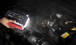 Startovací box + power banka, startovací proud 2500A NOCO BOOST X GBX75 (USA)