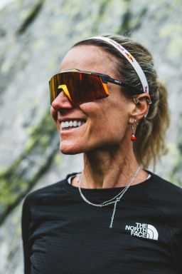 Slnečné okuliare AEROCRAFT, 100% - USA. (červené HIPER sklo)