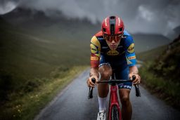 Slnečné okuliare AEROCRAFT, 100% - USA. (červené HIPER sklo)