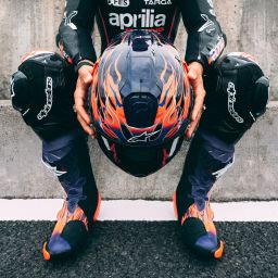 Přilba SUPERTECH R10 FLYTE limitovaná edice JORGE MARTIN, ALPINESTARS (fialová/červená) 2026