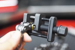 Nástroj pre rýchle snýtování reťazu BIKESERVICE