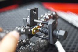 Nástroj pre rýchle snýtování reťazu BIKESERVICE