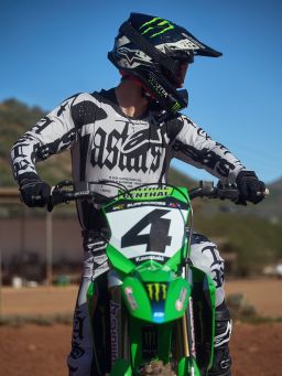 Dres TECHSTAR limitovaná edice WOLF DUST, ALPINESTARS (písková/černá) 2026