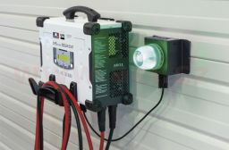 Nabíječka/stabilizovaný zdroj GYSFLASH 103.24 CNT FV 6/12/24 V, 5-1200 Ah, 100 A, kabely 5 m, menu v češtině