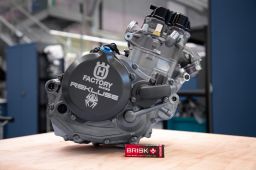 Zapaľovacie sviečka COR10LGS Silver Racing, BRISK - Česká Republika