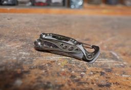 LEATHERMAN SKELETOOL - malý multitool nůž, vyrobeno v USA, záruka 25 let