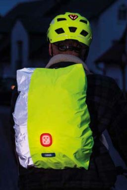 Nepremokavá pláštenka pre batohy s LED svetlom, ABUS