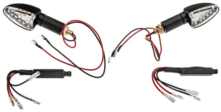 Smerovka LED Arrow dlhý, OXFORD (číre sklíčko, čierny plášť, pár)