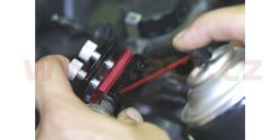 Prípravok pre mazanie bowdenov, BIKESERVICE