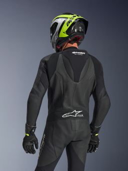Jednodielna kombinéza GP FORCE V2, ALPINESTARS (černá/bílá) 2026