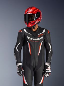 Jednodielna kombinéza GP FORCE V2, ALPINESTARS (černá/bílá/červená fluo) 2026