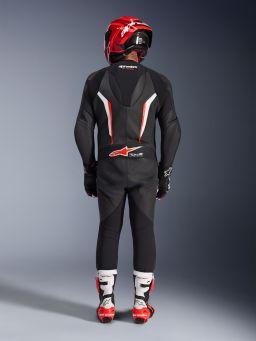 Jednodielna kombinéza GP FORCE V2, ALPINESTARS (černá/bílá/červená fluo) 2026