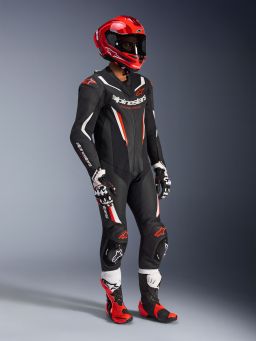 Jednodielna kombinéza GP FORCE V2, ALPINESTARS (černá/bílá/červená fluo) 2026
