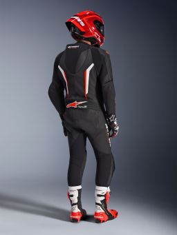 Jednodielna kombinéza GP FORCE V2, ALPINESTARS (černá/bílá/červená fluo) 2026