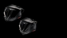 Prilba SUPERTECH R10 TEAM, ALPINESTARS (matný karbon/červená fluo/modrá/bílá) 2026