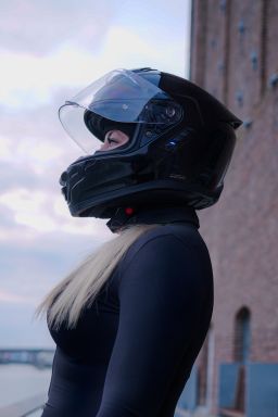 Mesh prilba s headsetem Phantom, SENA (lesklá čierna)