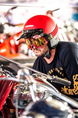 Plochý šilt Oxygen/Eso Jawa, CASSIDA (biely, cvakanie na cvoky)