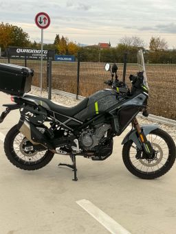 CFMOTO 450MT-R