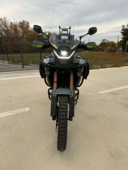 CFMOTO 450MT-R