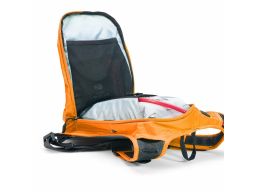 Batoh ENDURO OUTLANDER 9, USWE - ŠVÉDSKO (oranžová, objem 9L, hydrobag 3L)