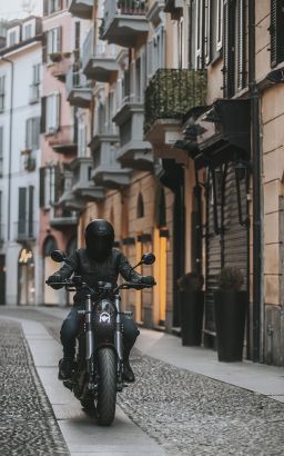 Benelli Leoncino 500