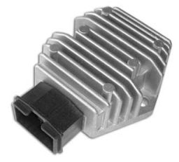 Regulátor dobíjanie (Aprilia/Honda)