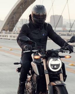 Airbagová vesta TECH-AIR®3 system, ALPINESTARS (černá/tmavě šedá) 2025