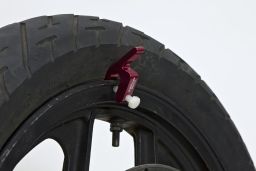 Držiak pätky pri prezúvanie pneu, BIKESERVICE